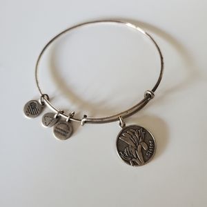 ⭐ 4/$20 Alex and Ani Sister Bracelet